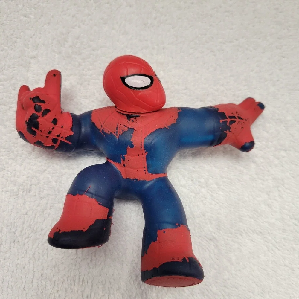 Heroes of‎ Goo Jit Zu Spider-Man Flash and Batman action figures